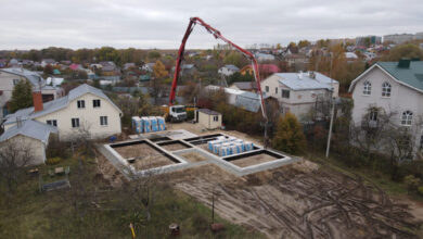 Photo of Строительство дома из глинобитных блоков: этапы работ и рекомендации